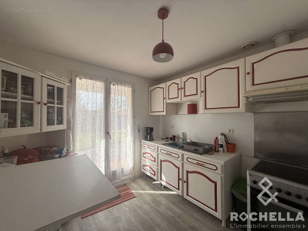 Maison à BLANZAC-LES-MATHA