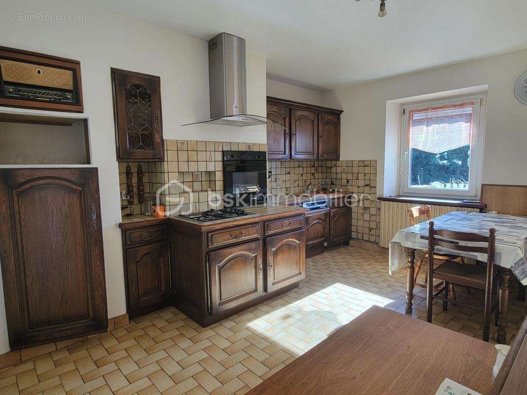 Maison à LA MOTTE