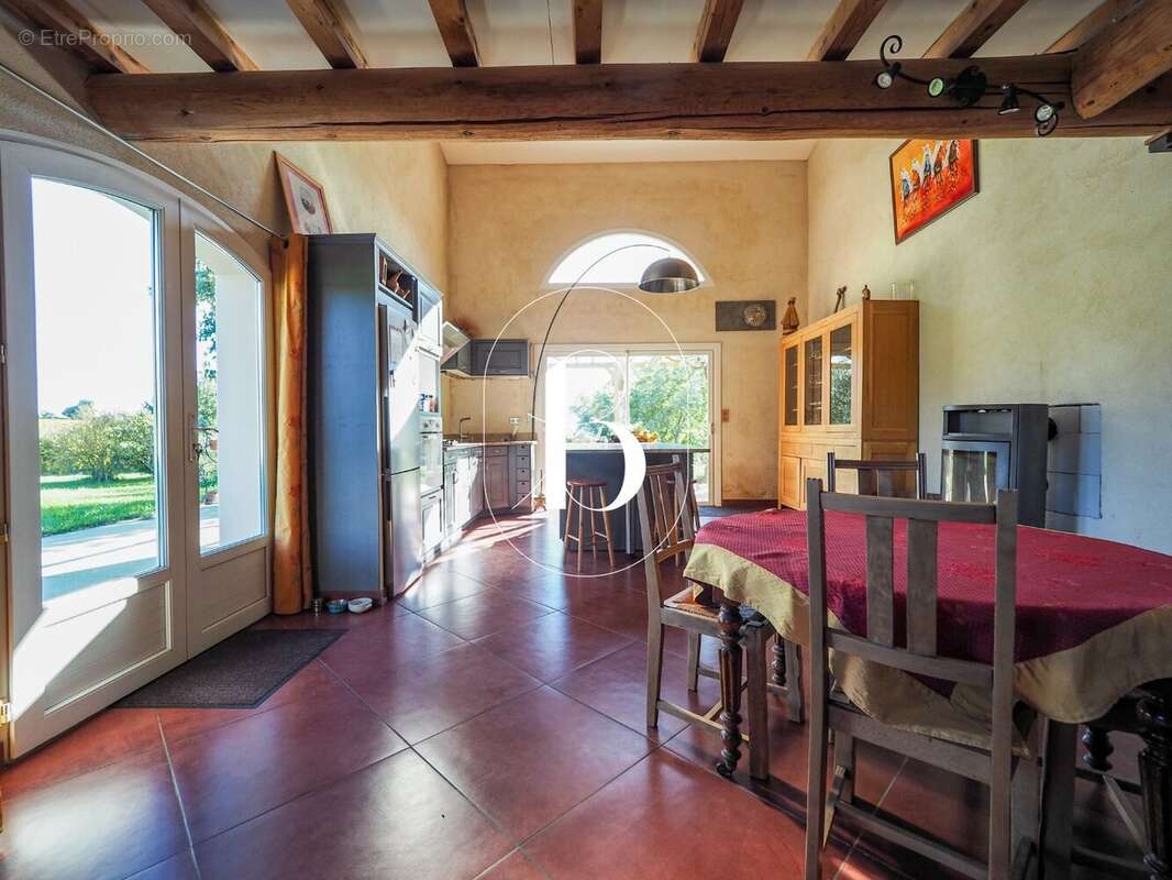 Maison à GOUDARGUES