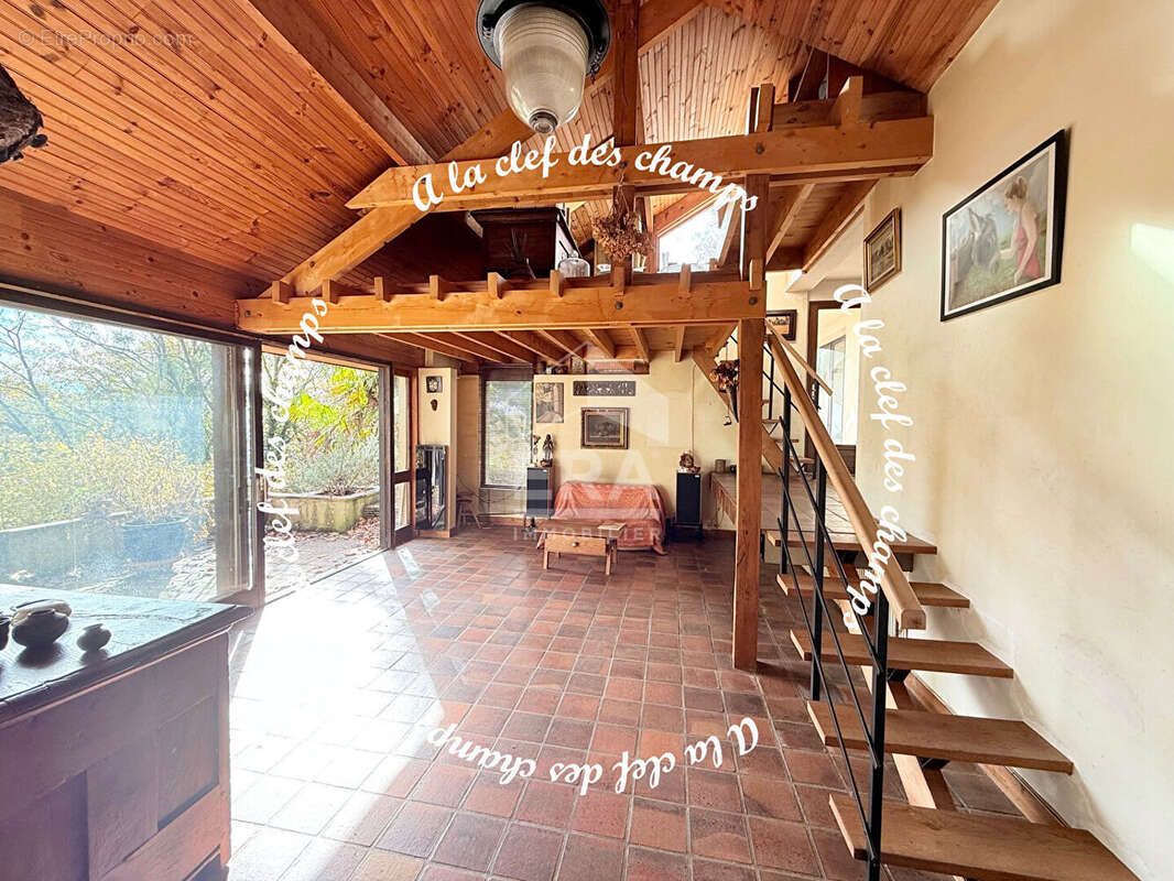 Maison à GIF-SUR-YVETTE