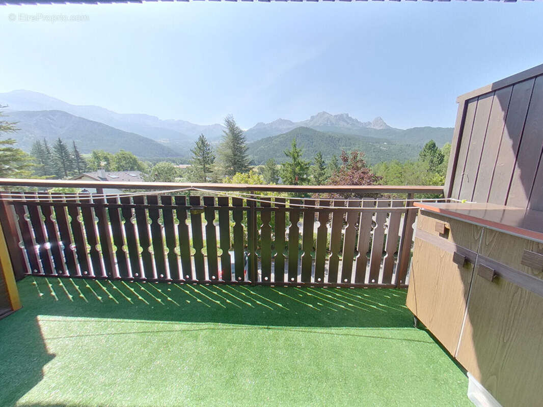Grand studio exposition sud + cave - barcelonnette - photo 2