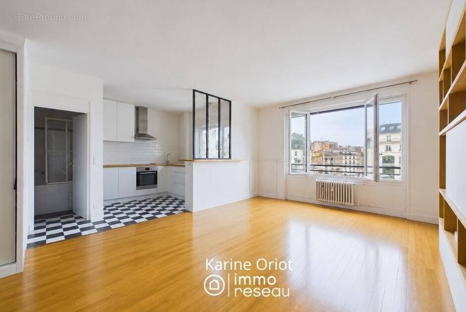 Appartement à PARIS-17E