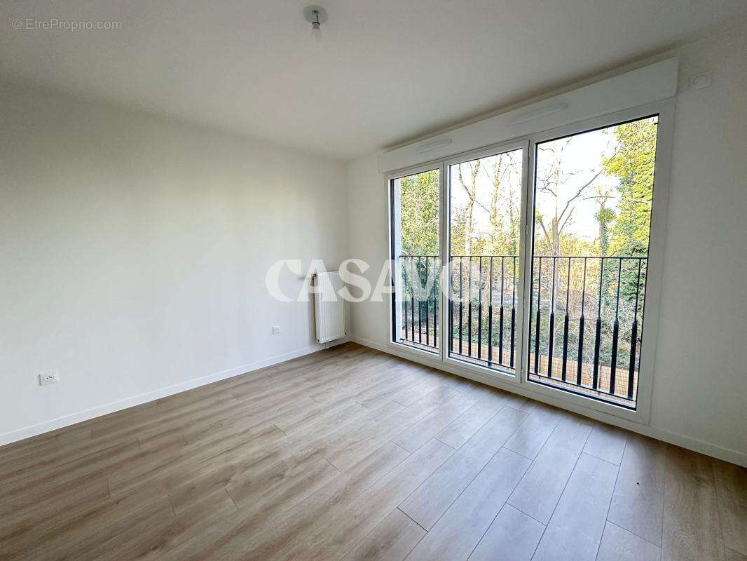 Appartement à LA QUEUE-EN-BRIE