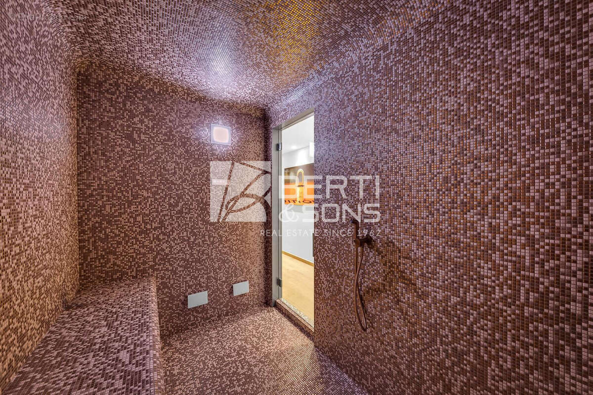 Maison à MANDELIEU-LA-NAPOULE