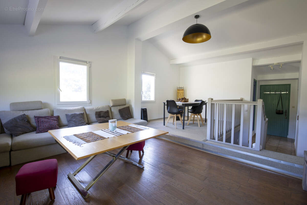 Maison à LA BOUILLADISSE