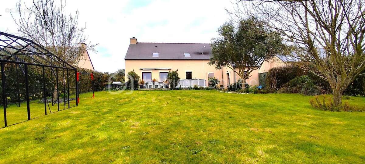 Maison à CHATILLON-EN-VENDELAIS