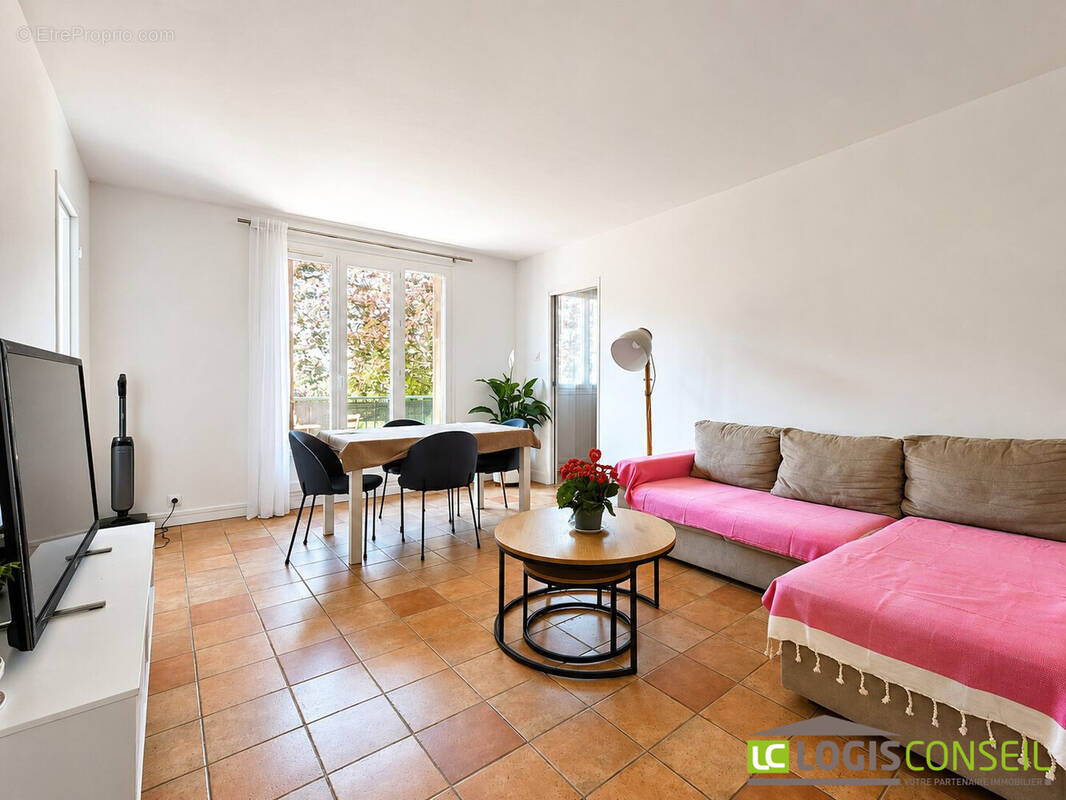 Appartement à BAGNEUX