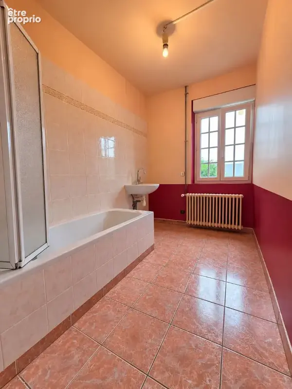 Beaufai - Longère en silex et brique de 104 m², grand grenier aménageable - photo 4