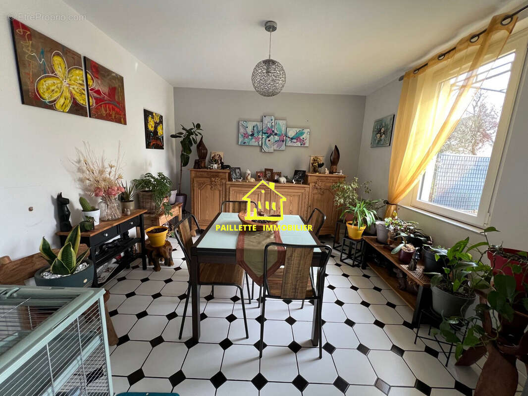 Maison à SAINT-ROMAIN-DE-COLBOSC