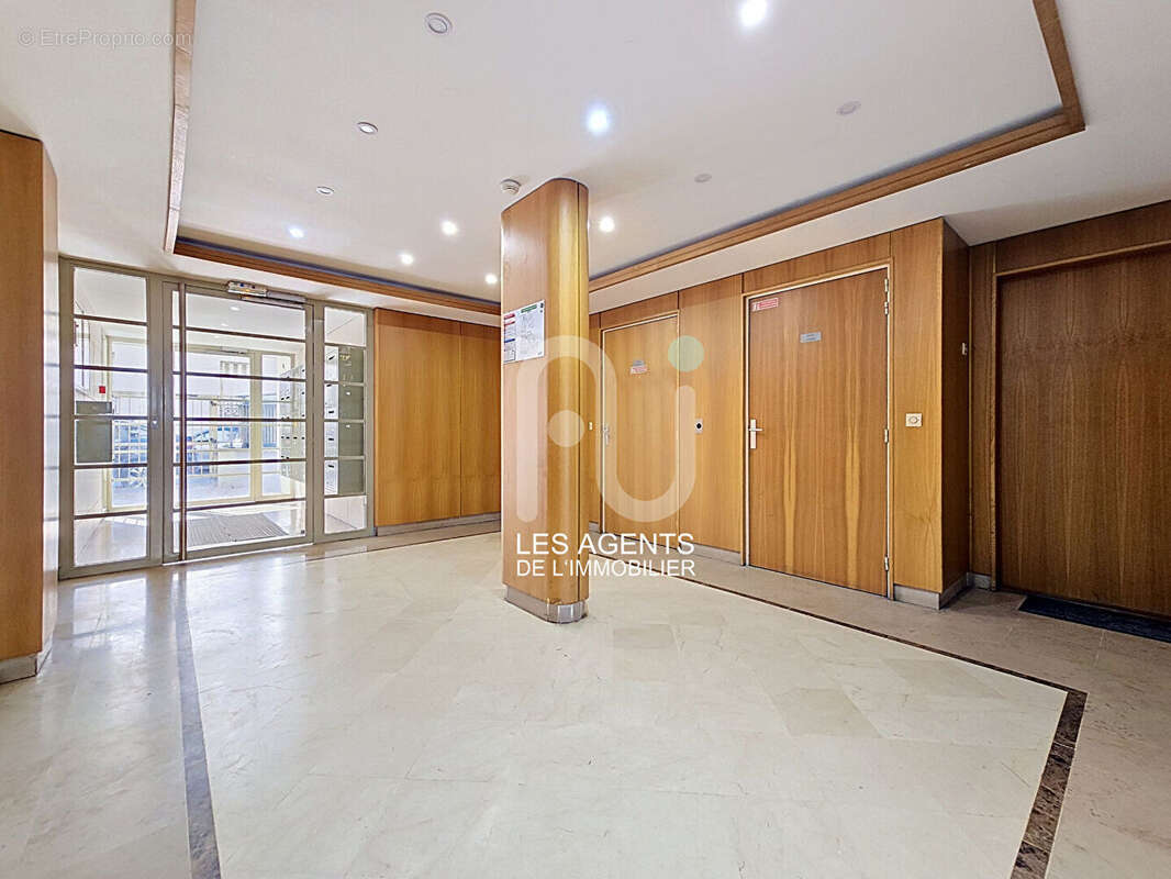 Appartement à ASNIERES-SUR-SEINE