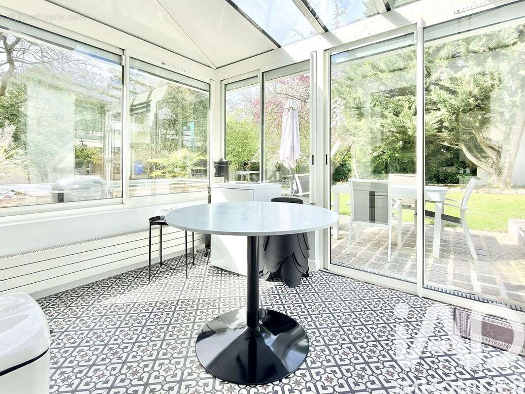 Photo 6 - Maison à LE RAINCY