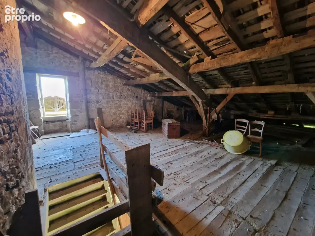 Ferme de charme à rénover avec un énorme potentiel - photo 11