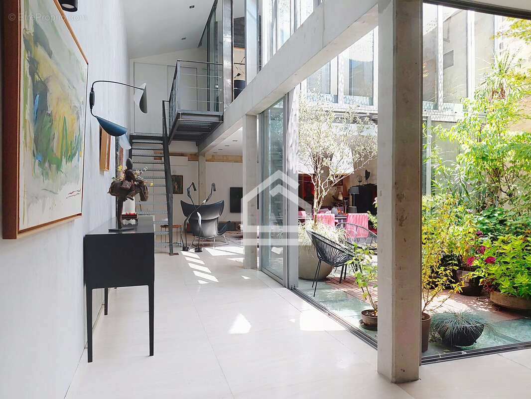 Maison 192 m² à Talence  - photo 4