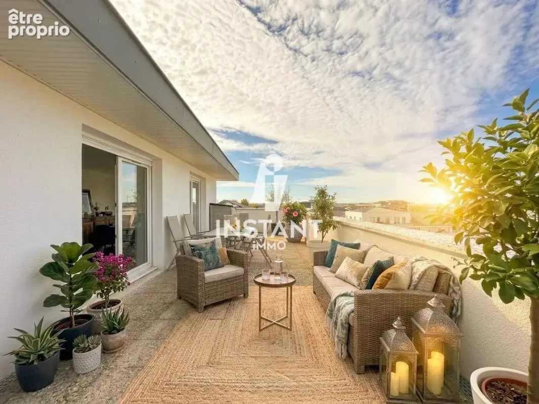 Coup de coeur absolu - Magnifique duplex inversé 5/6 pièces - photo 2