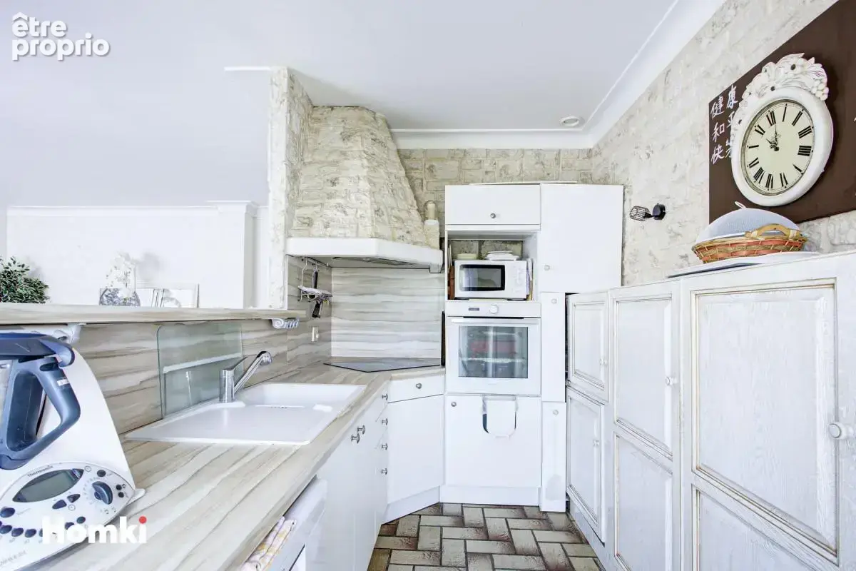 Maison Familiale T7 de 180 m² à Perpignan 66000 - photo 17