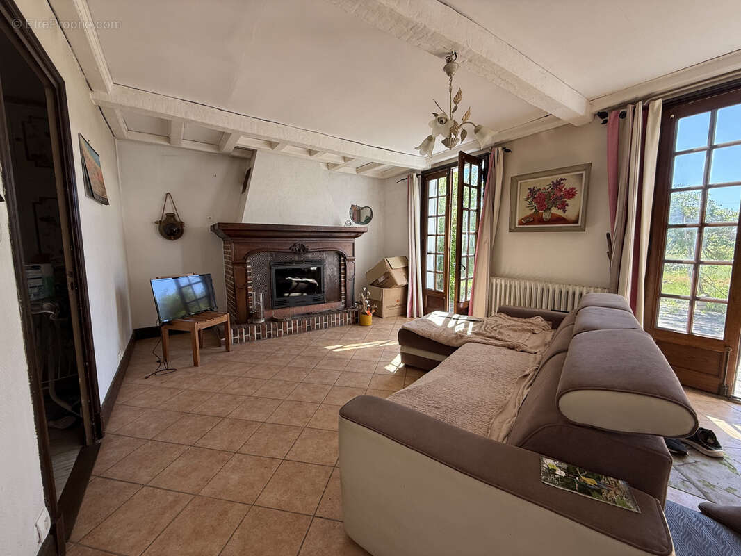 Maison à LA FERTE-IMBAULT