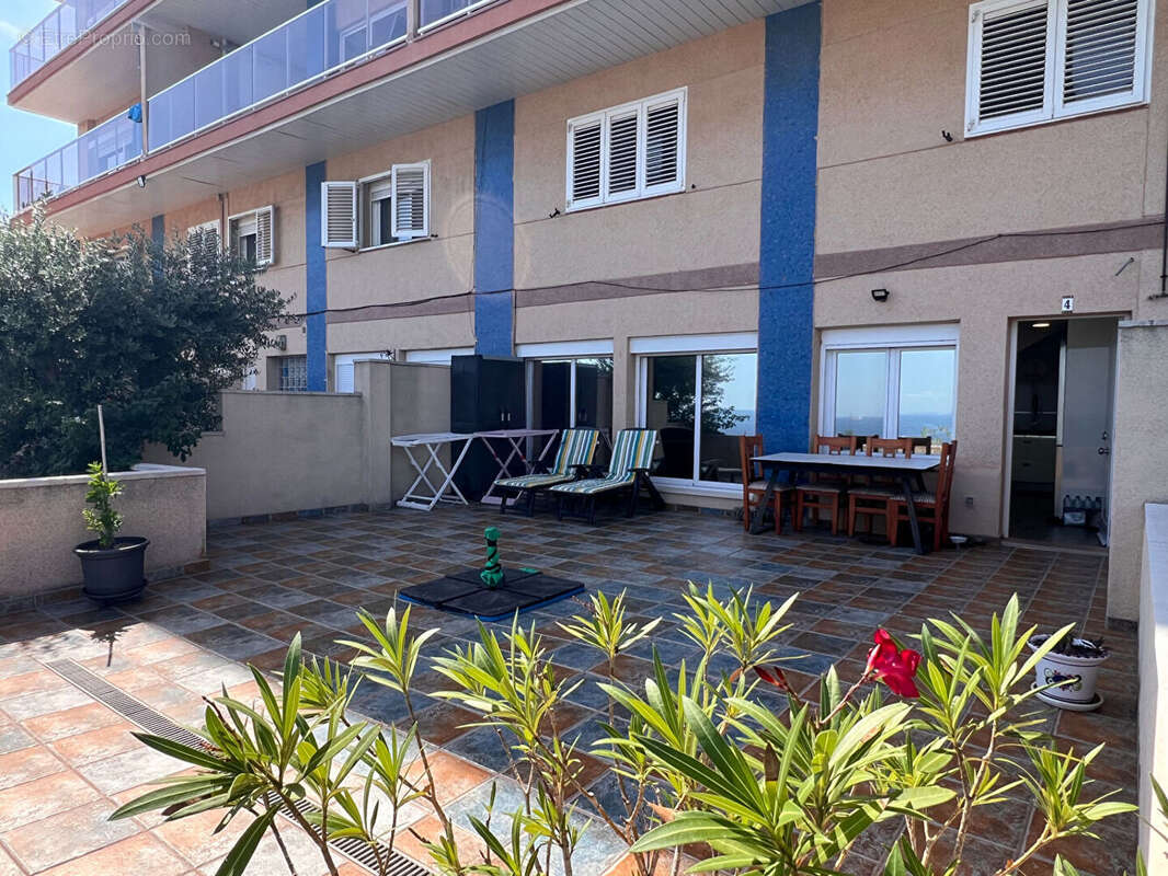 Appartement à BEAULIEU