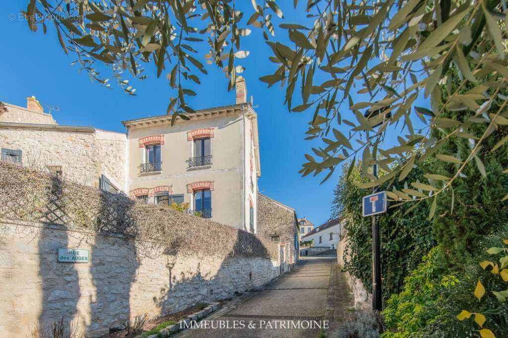 Maison à CHAVENAY