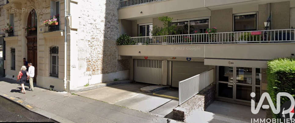 Photo 4 - Parking à PARIS-11E