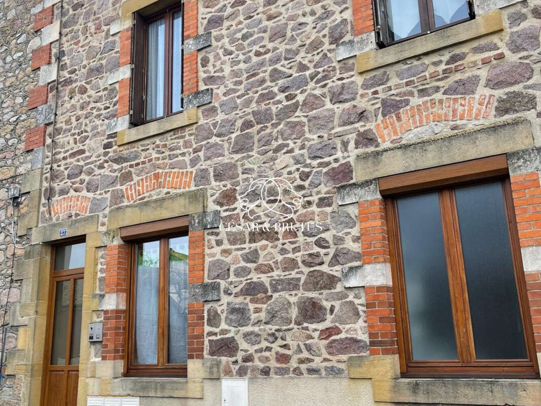 Appartement à CHAUFFAILLES