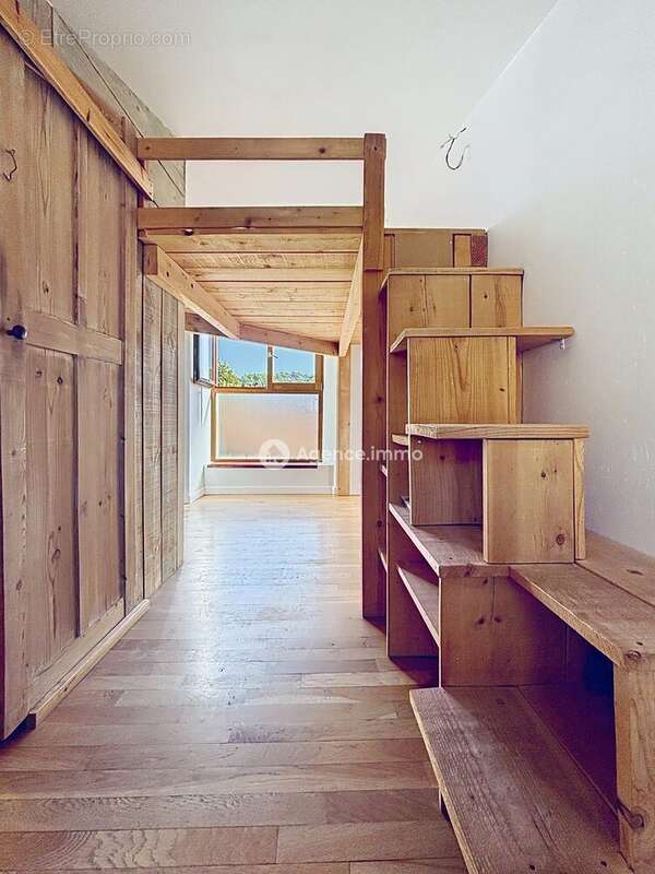 Maison à FLASSANS-SUR-ISSOLE