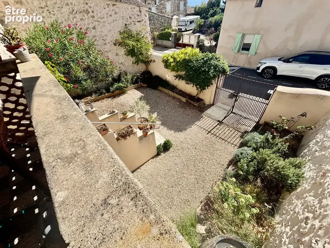 Maison de village avec jardin, terrasse et garage. Vue Ventoux - photo 18