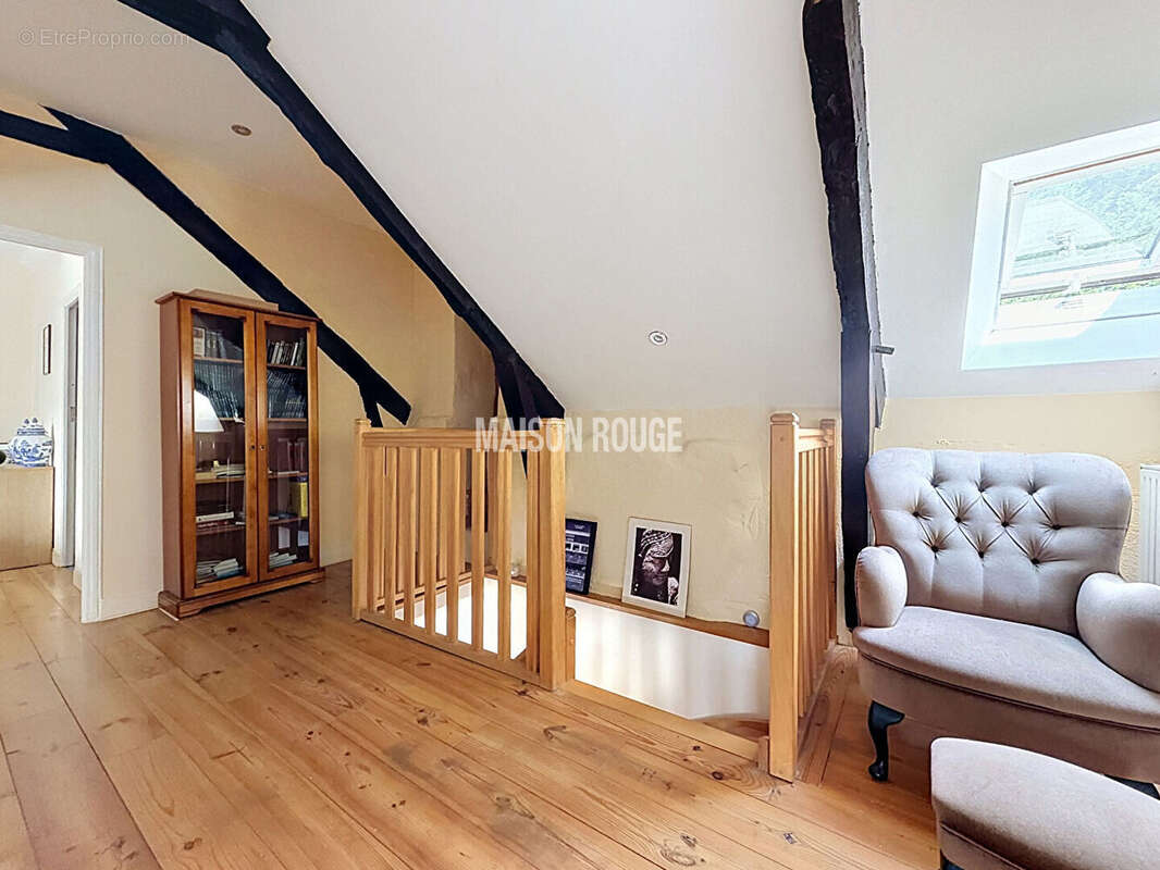 Maison familiale de 138 m² à Collinée - Au calme, sans vis-à-vis, sur 2 000 m² de terrain - photo 4