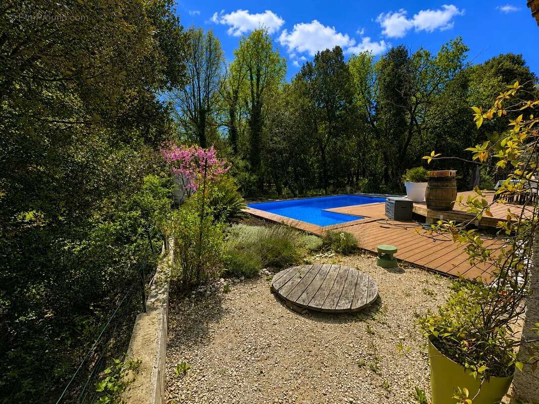 Maison à NANS-LES-PINS