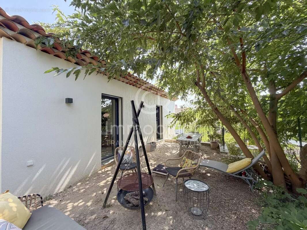 Cannes - Croix des Gardes - Maison neuve T3 - photo 14