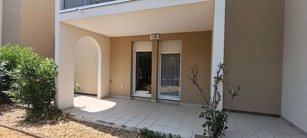 Ganges, très bel appartement, 2 chambres avec jardin et terrasse - photo 2