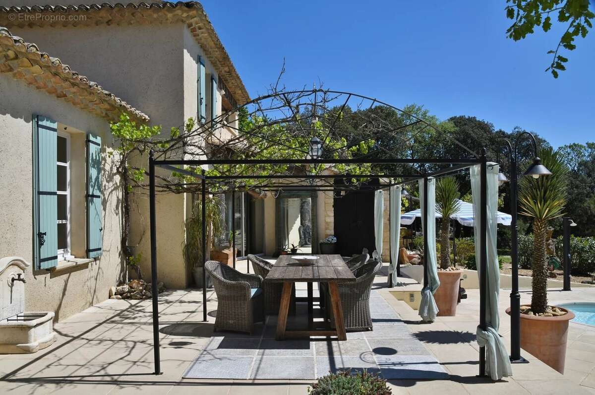 Maison à UZES