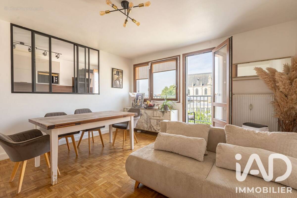 Photo 1 - Appartement à REIMS