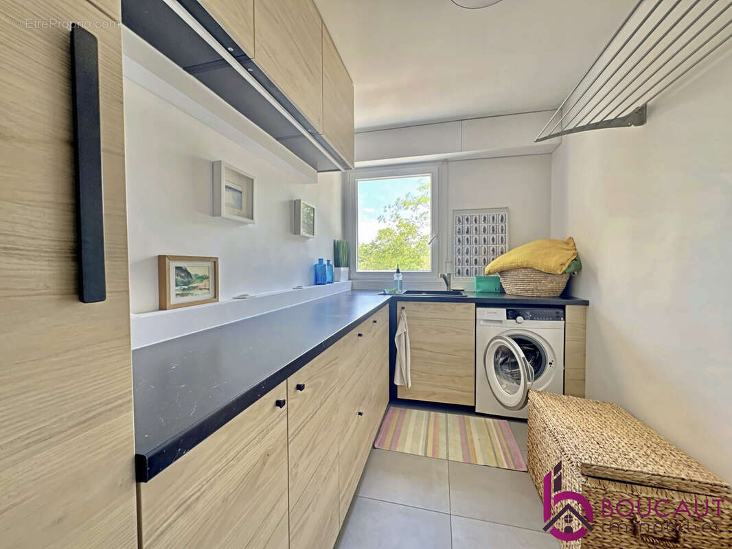 Appartement à LE PLESSIS-ROBINSON