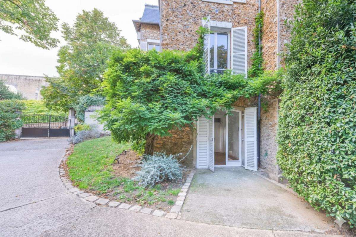 Appartement à LOUVECIENNES