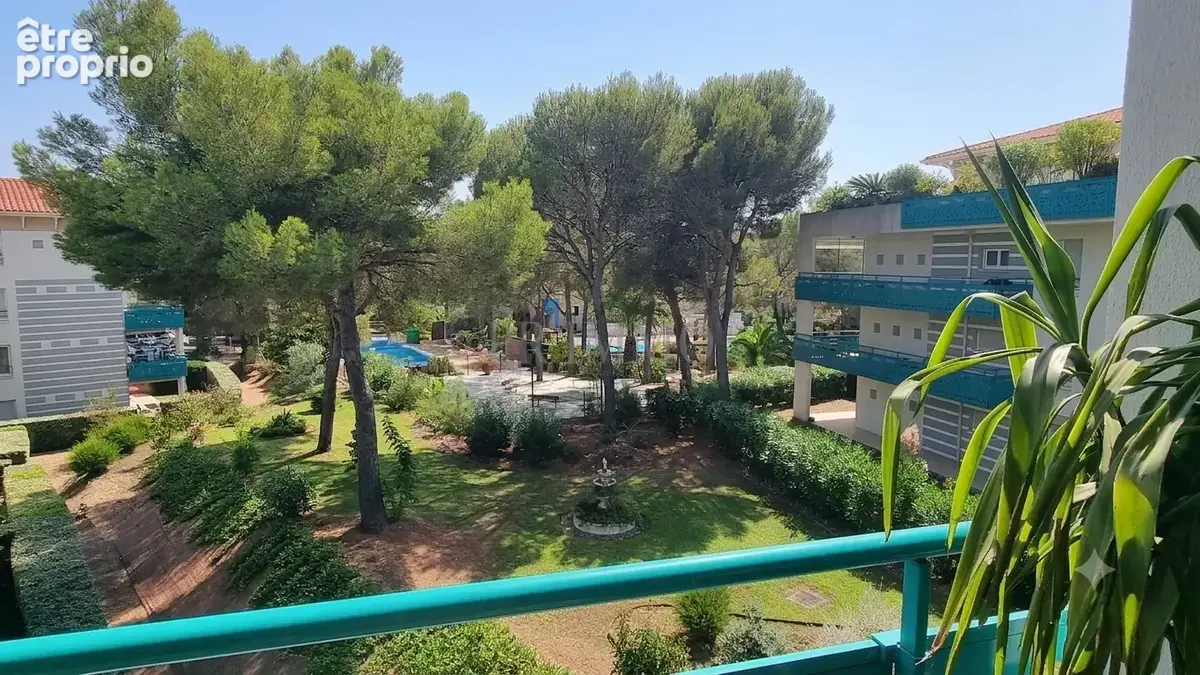 Boulouris centre magnifique 3 pieces entierement renove avec garage - photo 15
