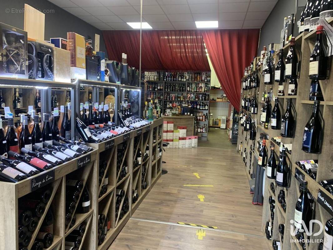 Photo 1 - Commerce à LE MANS