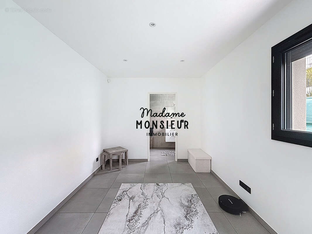 Maison à BOURGOIN-JALLIEU