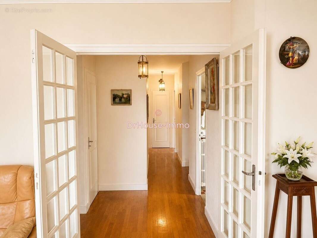 Maison 146 m² à Talence  - photo 15