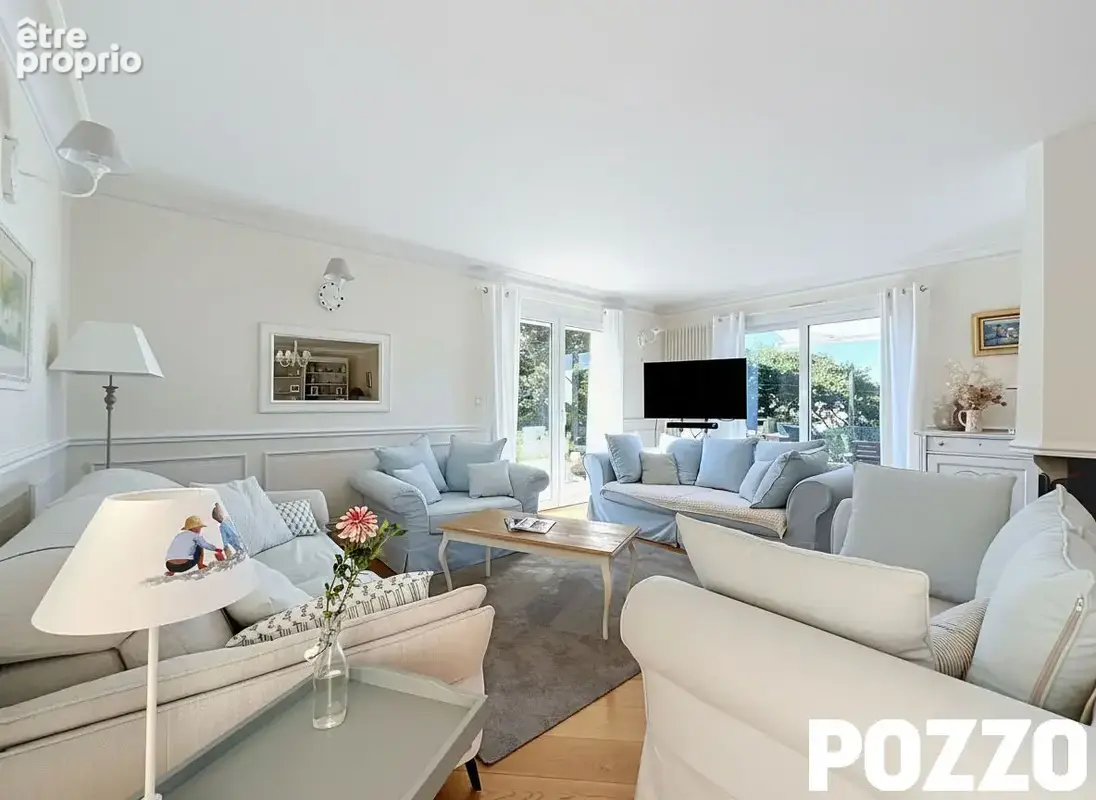 DONVILLE LES BAINS - Superbe maison de 182m² - Vue mer - Sous-sol complet de 112m² - photo 4
