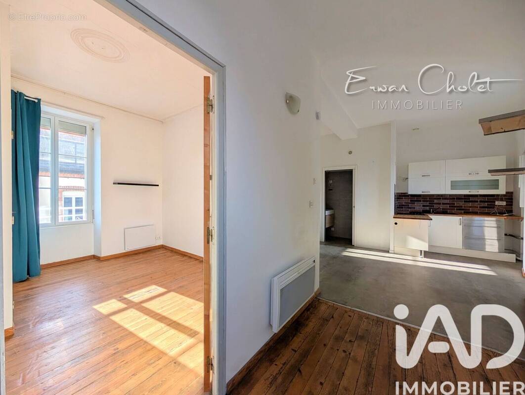 Photo 1 - Appartement à SAINT-ETIENNE-DE-MONTLUC