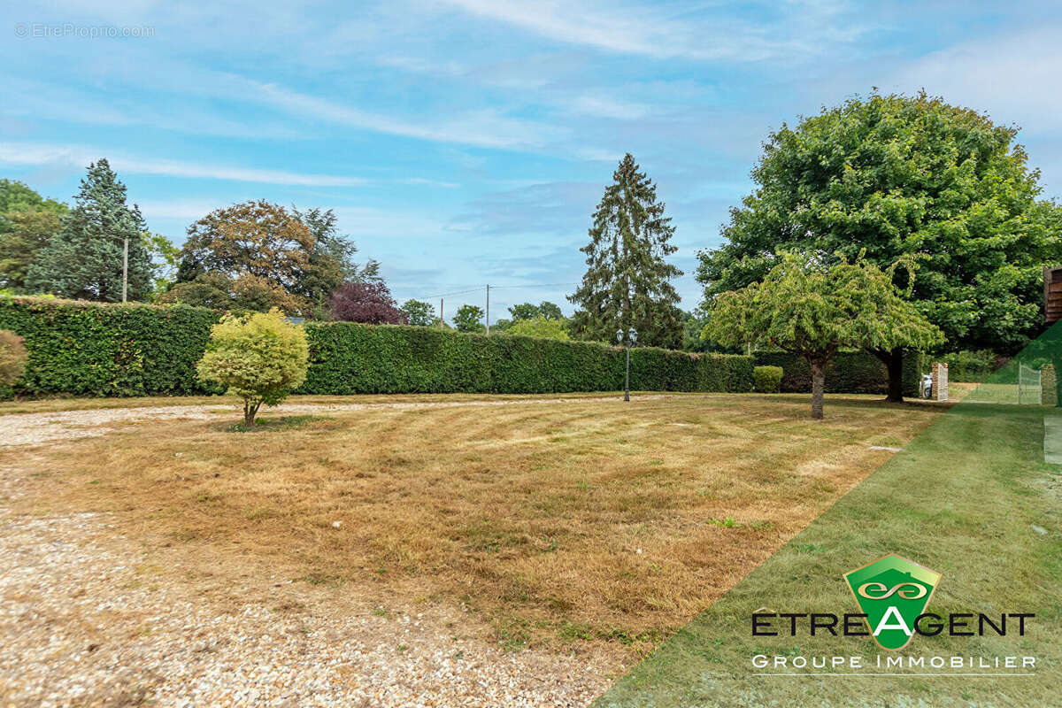 Maison à SAINTE-MARGUERITE-DE-L'AUTEL