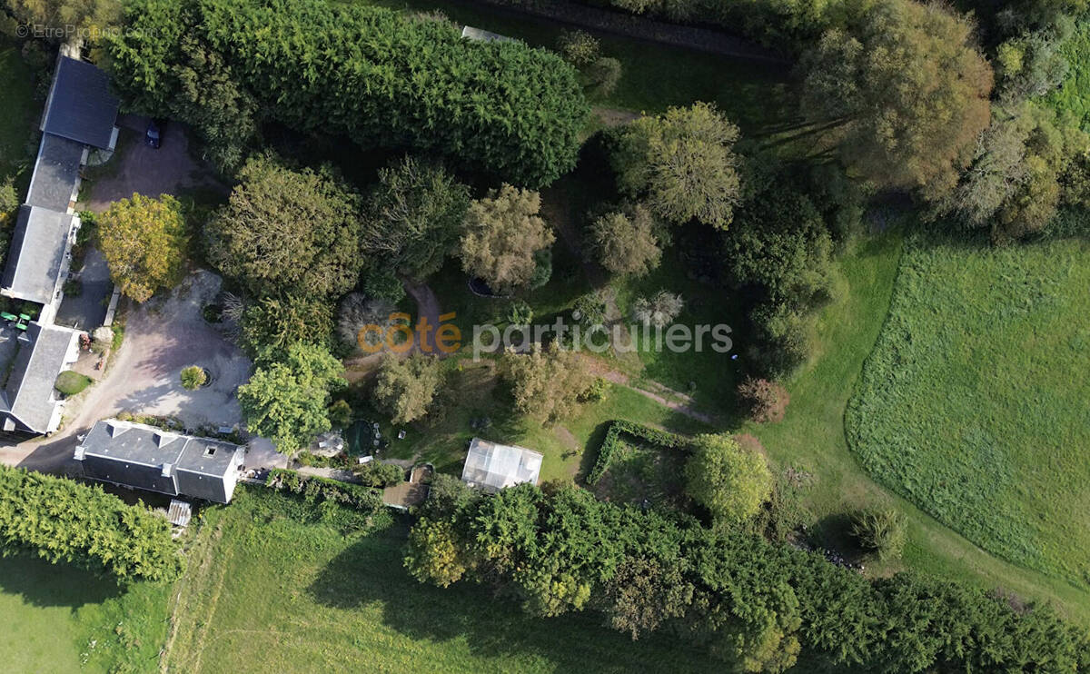 Maison à AGON-COUTAINVILLE