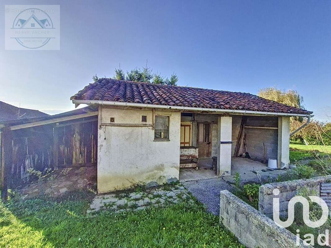 Photo 6 - Terrain à BUELLAS