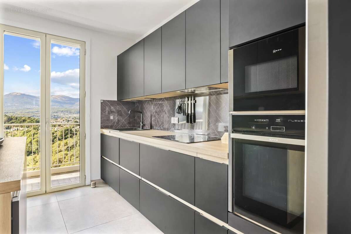 Appartement à CAGNES-SUR-MER