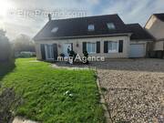 Maison à LE COUDRAY-SAINT-GERMER