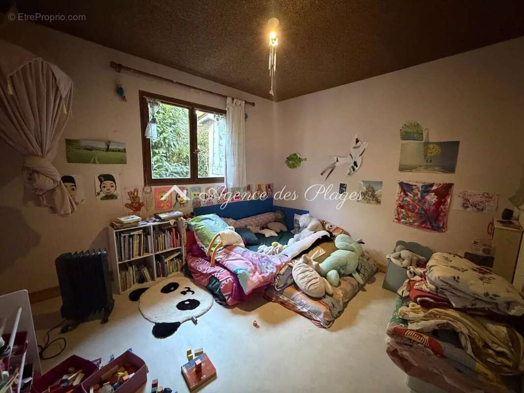 Maison à MESCHERS-SUR-GIRONDE