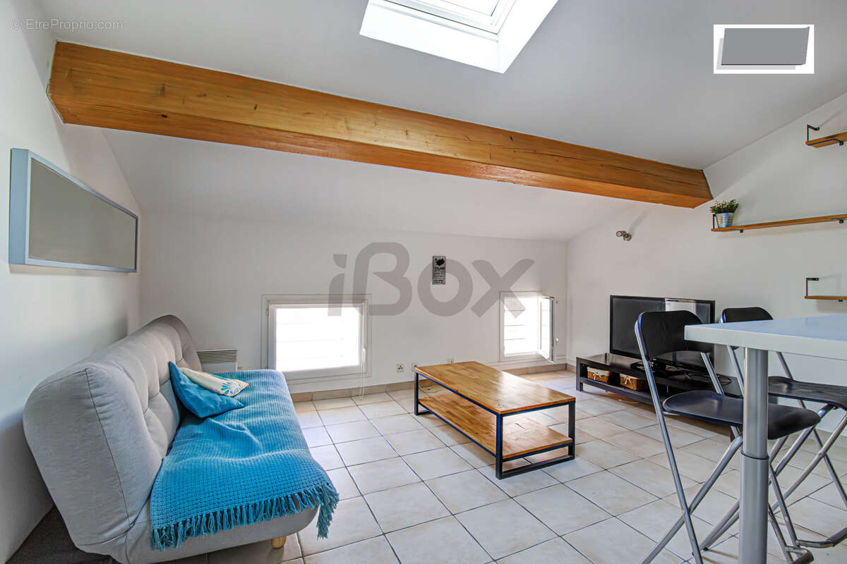 Appartement à OLLIOULES