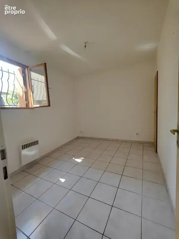 Appartement 42m² à vendre 3 pièces LODEVE (34) - photo 5