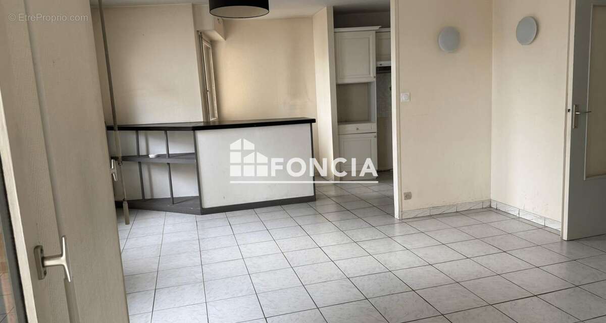 Appartement à REZE