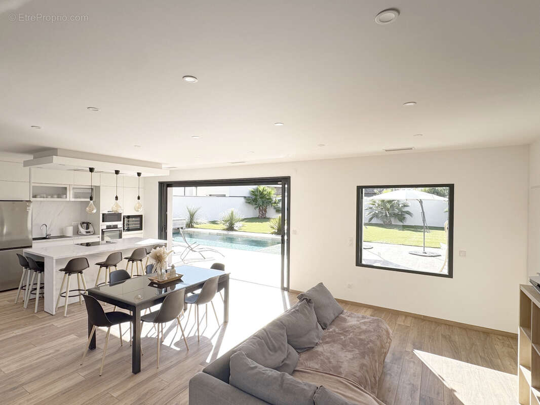 Maison à SAINT-AUNES